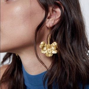 Gold Flower drop Earrings